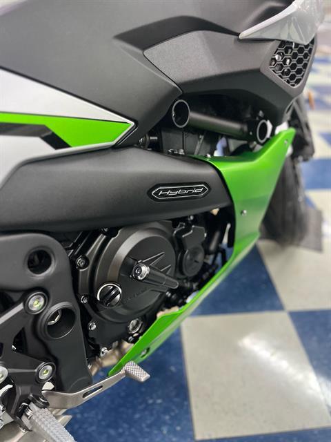 2024 Kawasaki Z7 Hybrid ABS in Greensboro, North Carolina - Photo 7