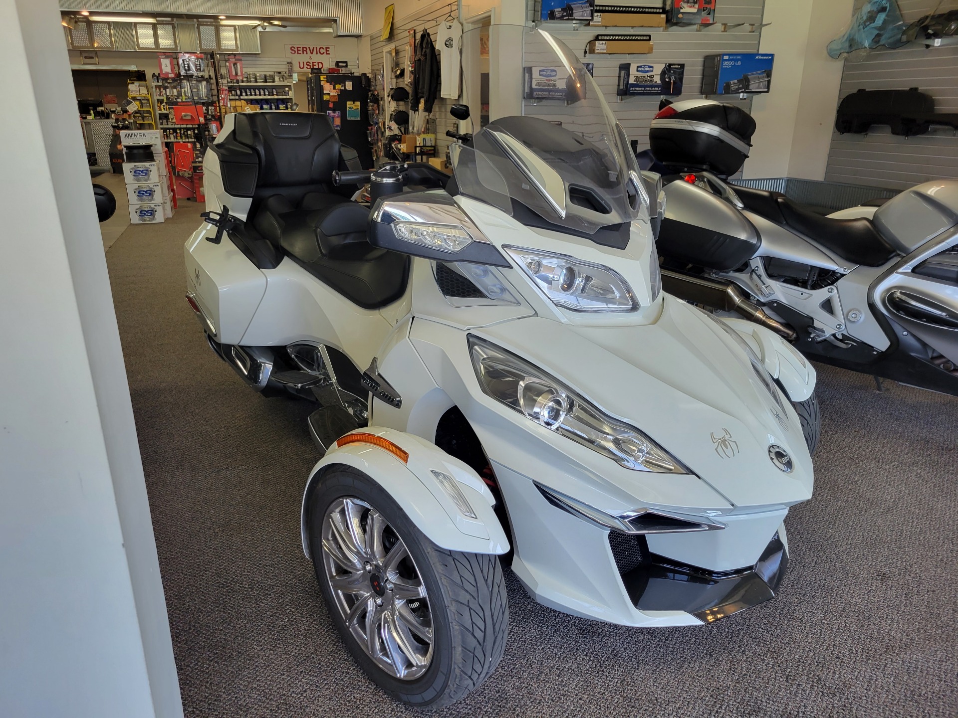 2017 Can-Am Spyder F3 Limited in Sterling, Illinois - Photo 1