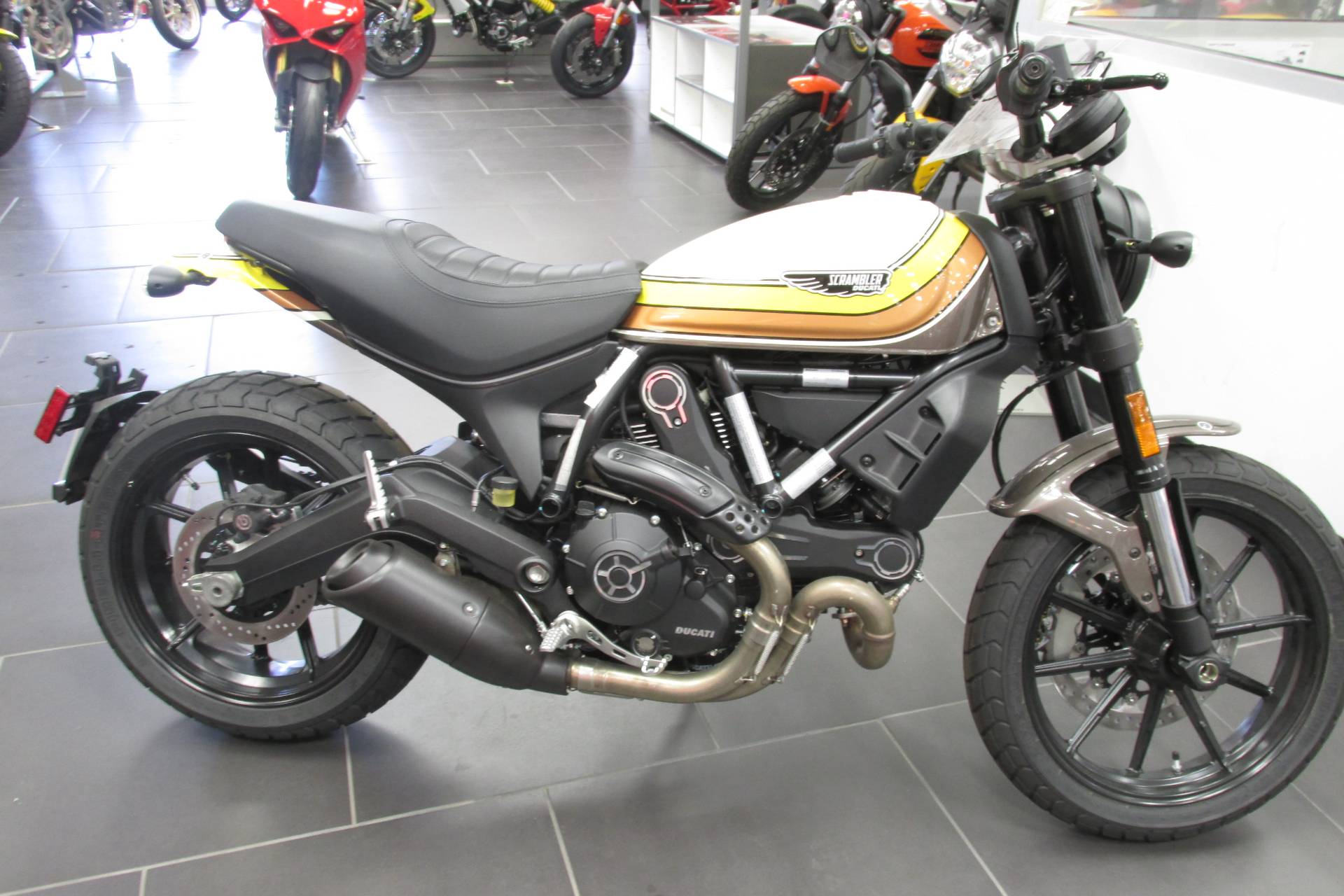 ducati scrambler mach