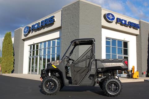 2025 Polaris Ranger 1000 Premium in Sturgeon Bay, Wisconsin