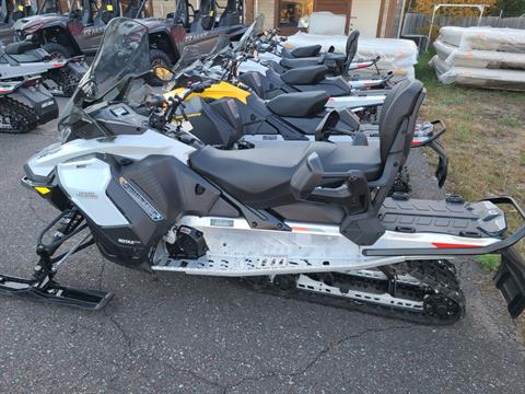 2022 Ski-Doo Grand Touring Sport 900 ACE ES Silent Track II 1.25 in Trego, Wisconsin - Photo 2
