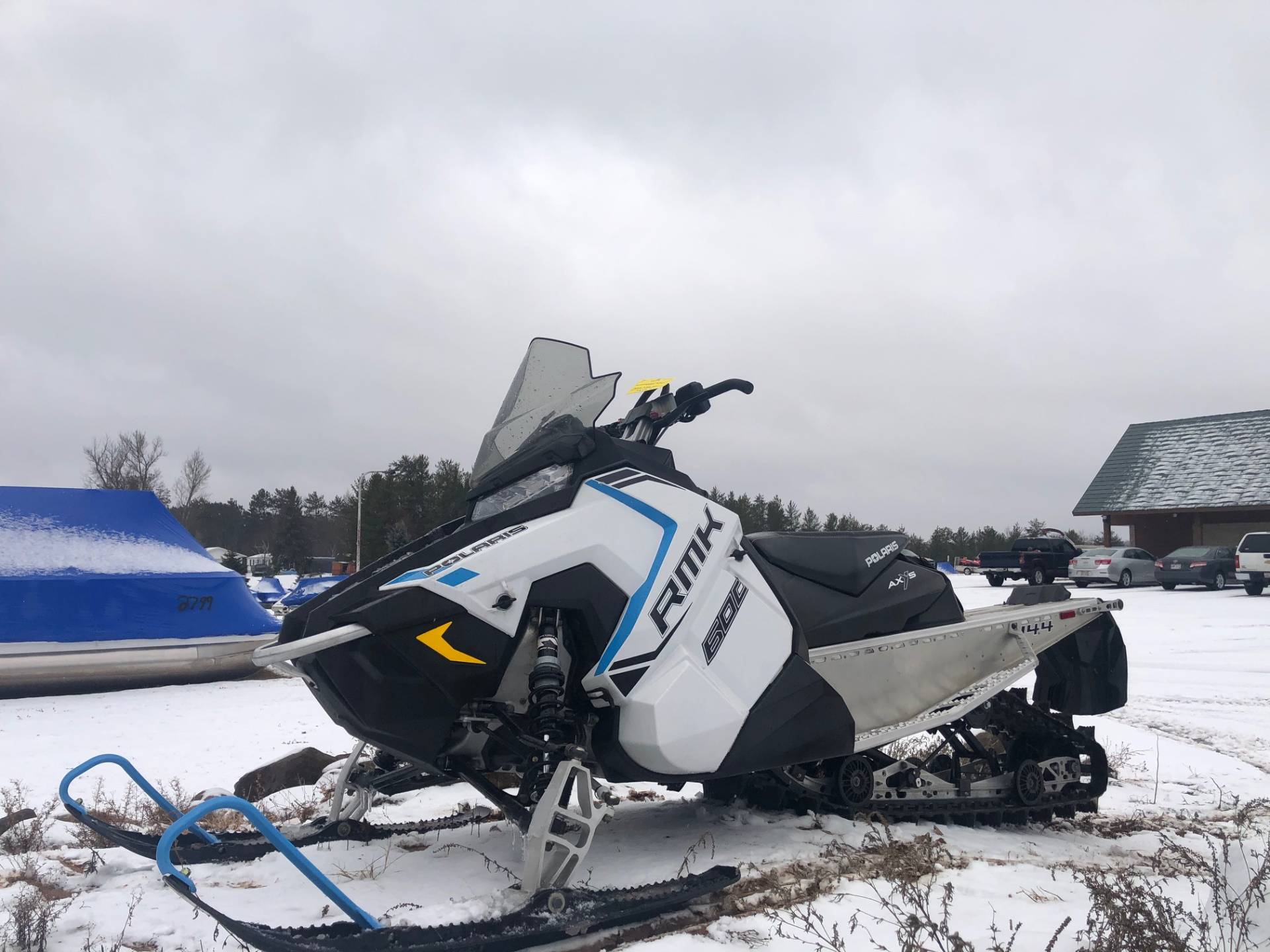 Used Polaris 600 Rmk 144 Es Snowmobiles In Trego Wi N A White Lightning