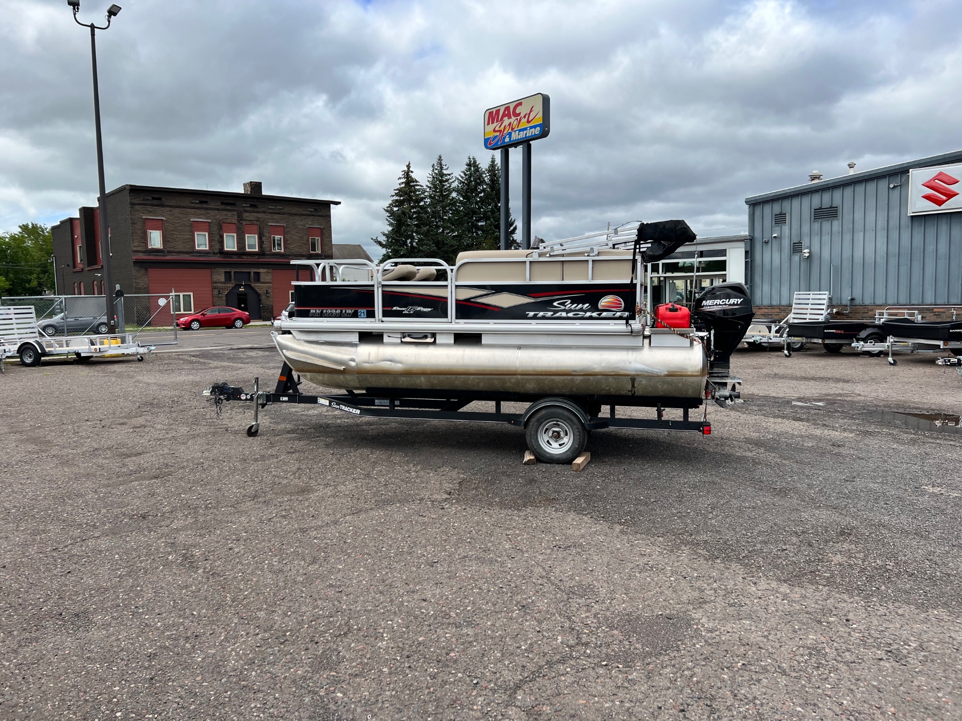 2019 Sun Tracker Bass Buggy 16 DLX in Superior, Wisconsin - Photo 1
