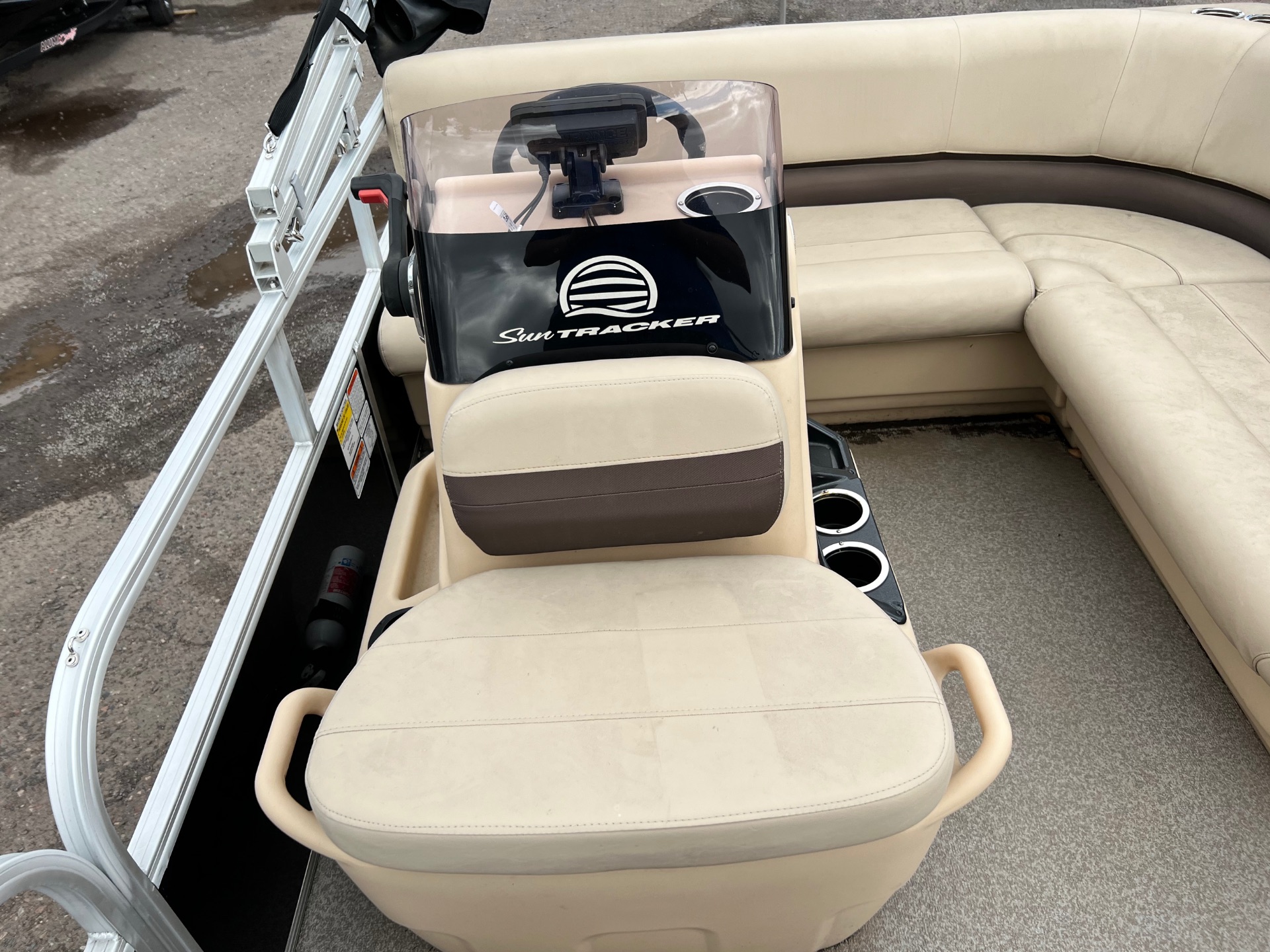 2019 Sun Tracker Bass Buggy 16 DLX in Superior, Wisconsin - Photo 10
