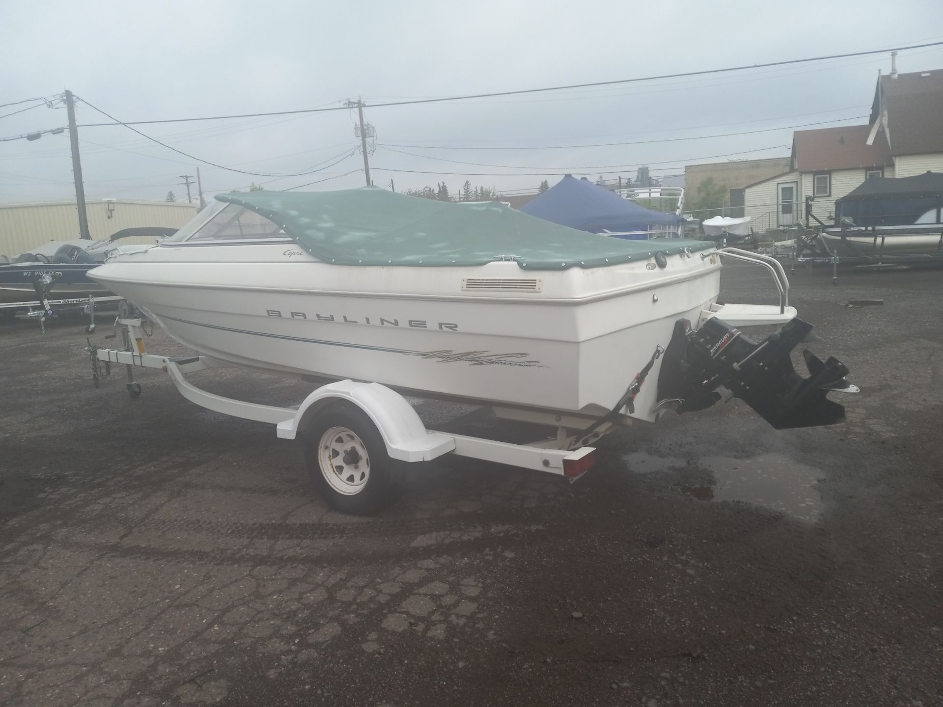 2000 Bayliner 1950 Capri DX in Superior, Wisconsin - Photo 16