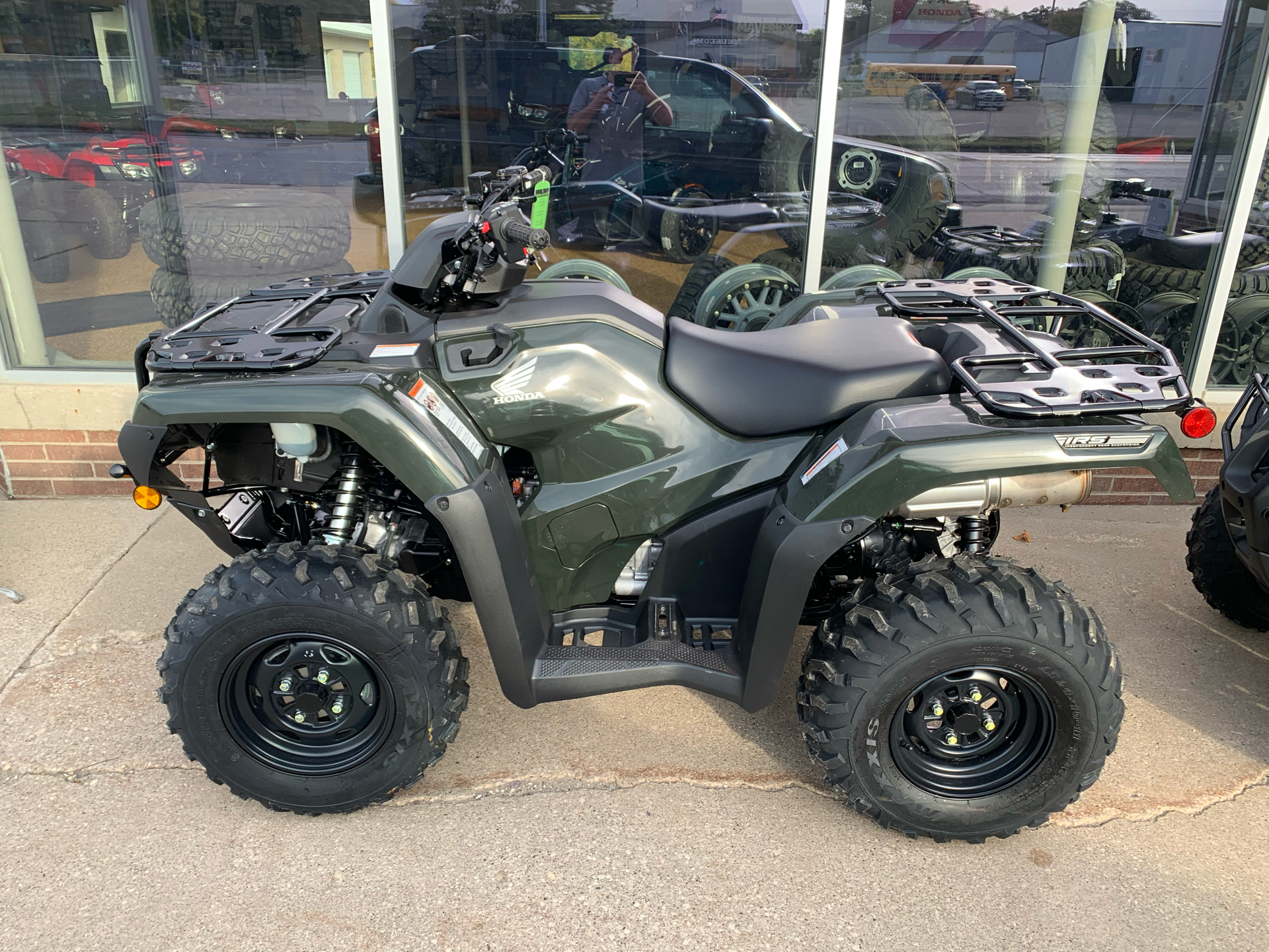 New 23 Honda Fourtrax Rancher 4x4 Automatic Dct Irs Atvs In Algona Ia Hon Black Forest Green