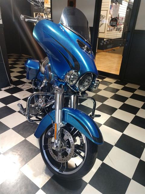 2014 Harley-Davidson Street Glide® in Macedon, New York - Photo 3
