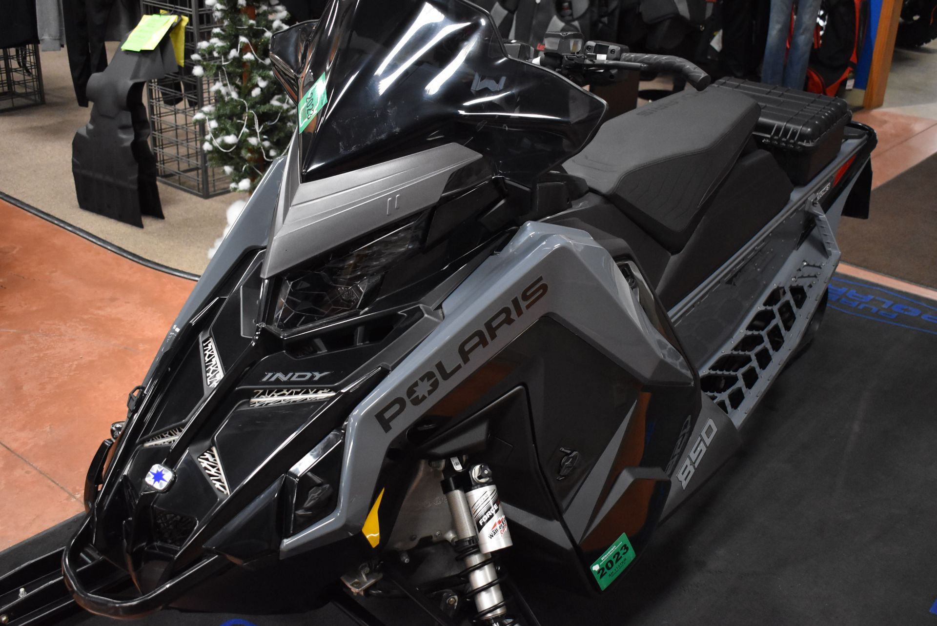 2021 Polaris 850 Indy XC 129 Launch Edition Factory Choice in Peru, Illinois - Photo 3
