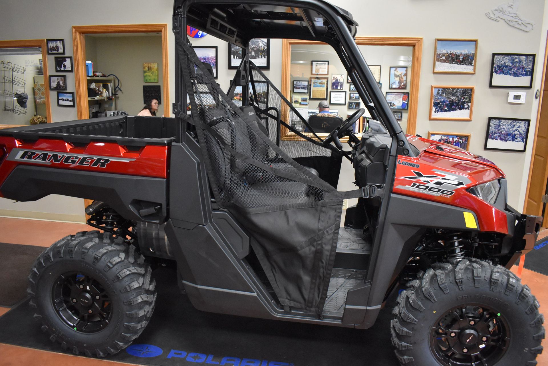 2025 Polaris Ranger XP 1000 Premium in Peru, Illinois - Photo 7