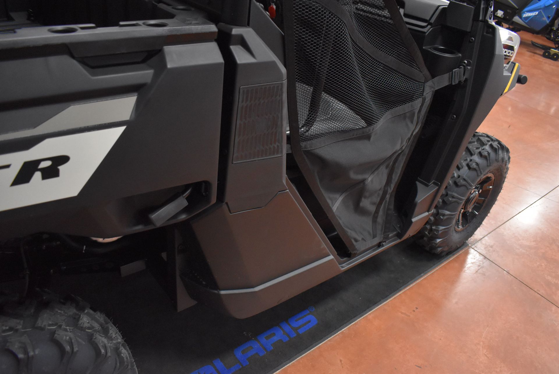 2025 Polaris Ranger 1000 Premium in Peru, Illinois - Photo 18