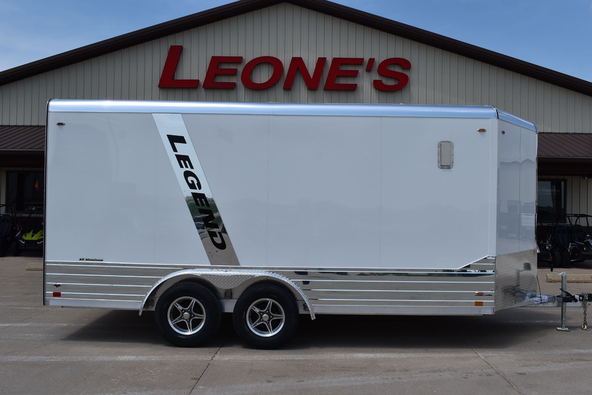 2025 Legend Premium Trailers 8X19X7 DELUXE V-NOSE in Peru, Illinois - Photo 2