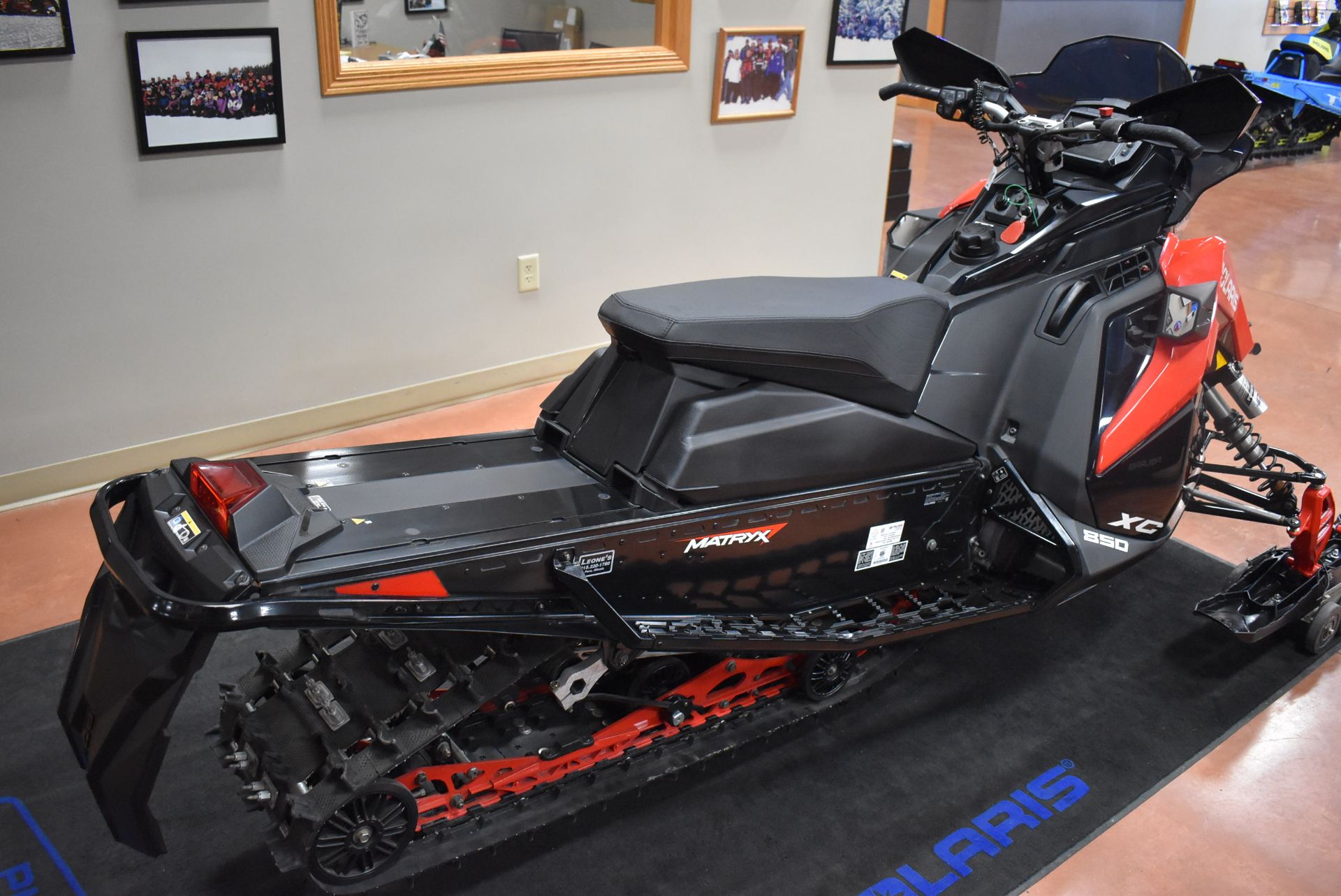 2021 Polaris 850 Indy XC 137 Launch Edition Factory Choice in Peru, Illinois - Photo 6