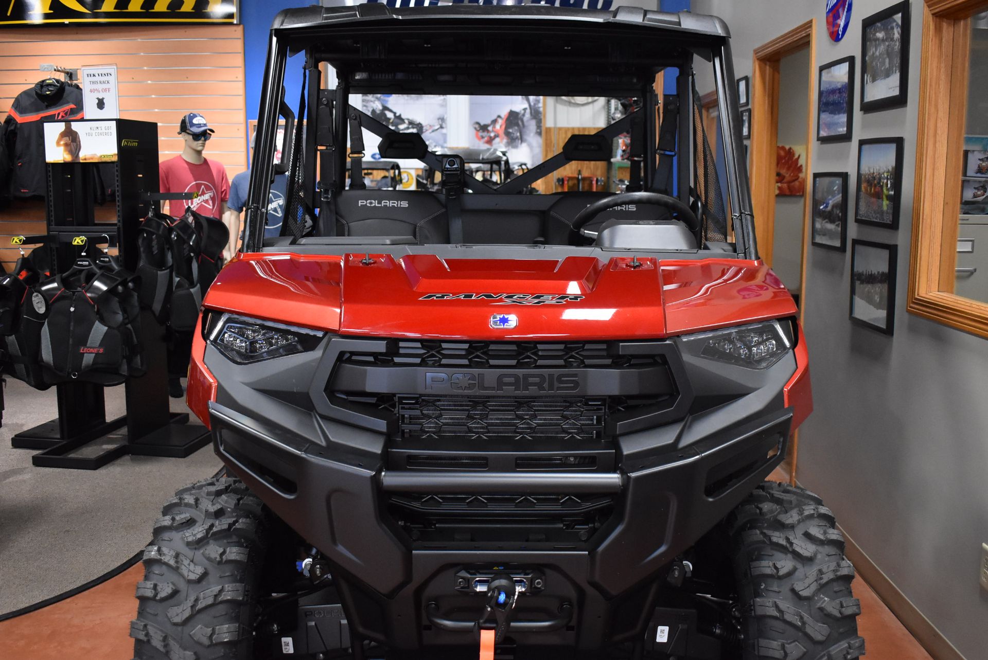 2025 Polaris Ranger Crew XP 1000 Premium in Peru, Illinois - Photo 2