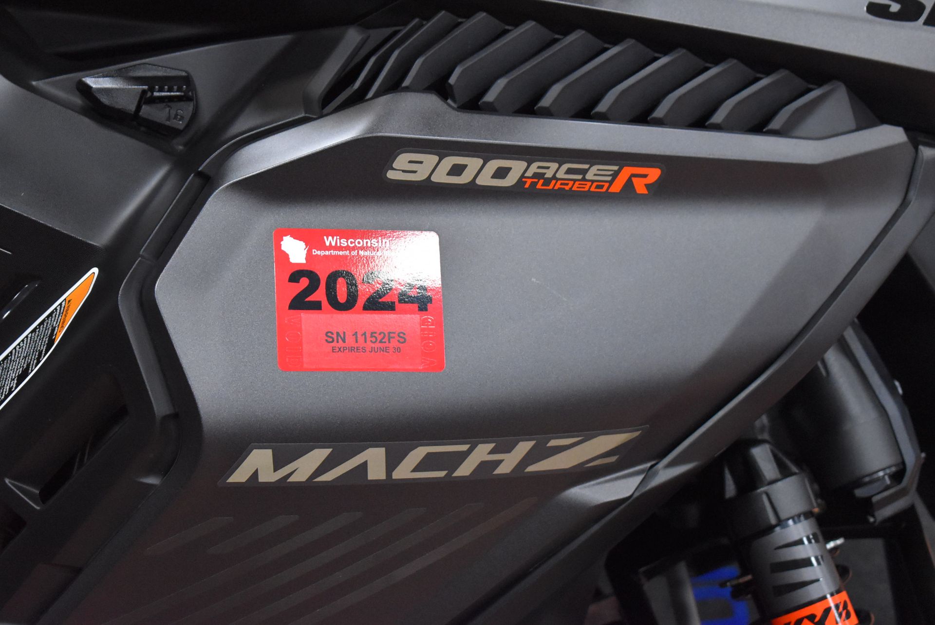 2022 Ski-Doo Mach Z 900 ACE Turbo R ES w/ Smart-Shox, RipSaw 2-ply 1.25 w/ Premium Color Display in Peru, Illinois - Photo 8
