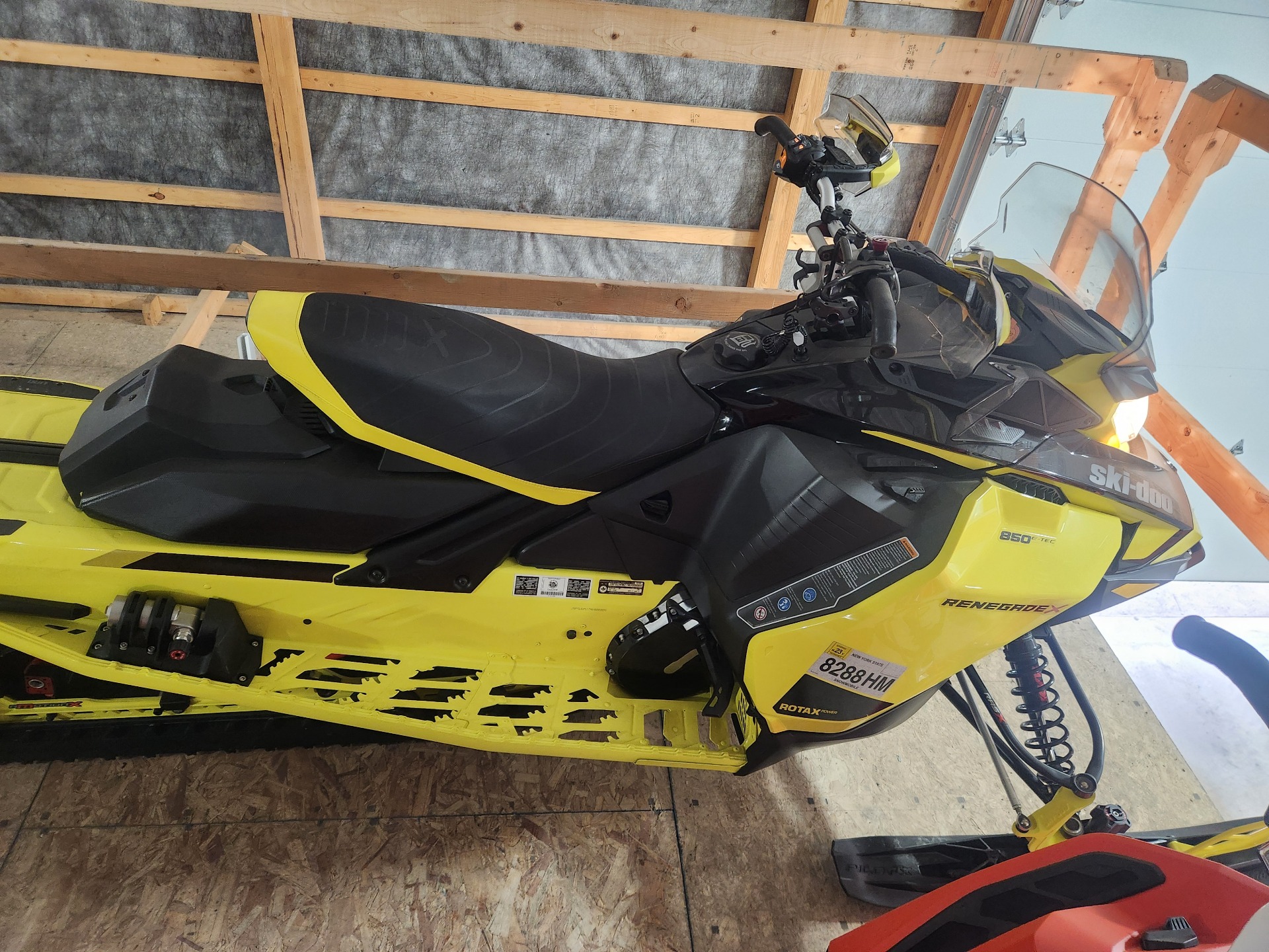 2021 Ski-Doo Renegade X 850 E-TEC ES w/ Adj. Pkg, Ice Ripper XT 1.5 in Cherry Creek, New York - Photo 3