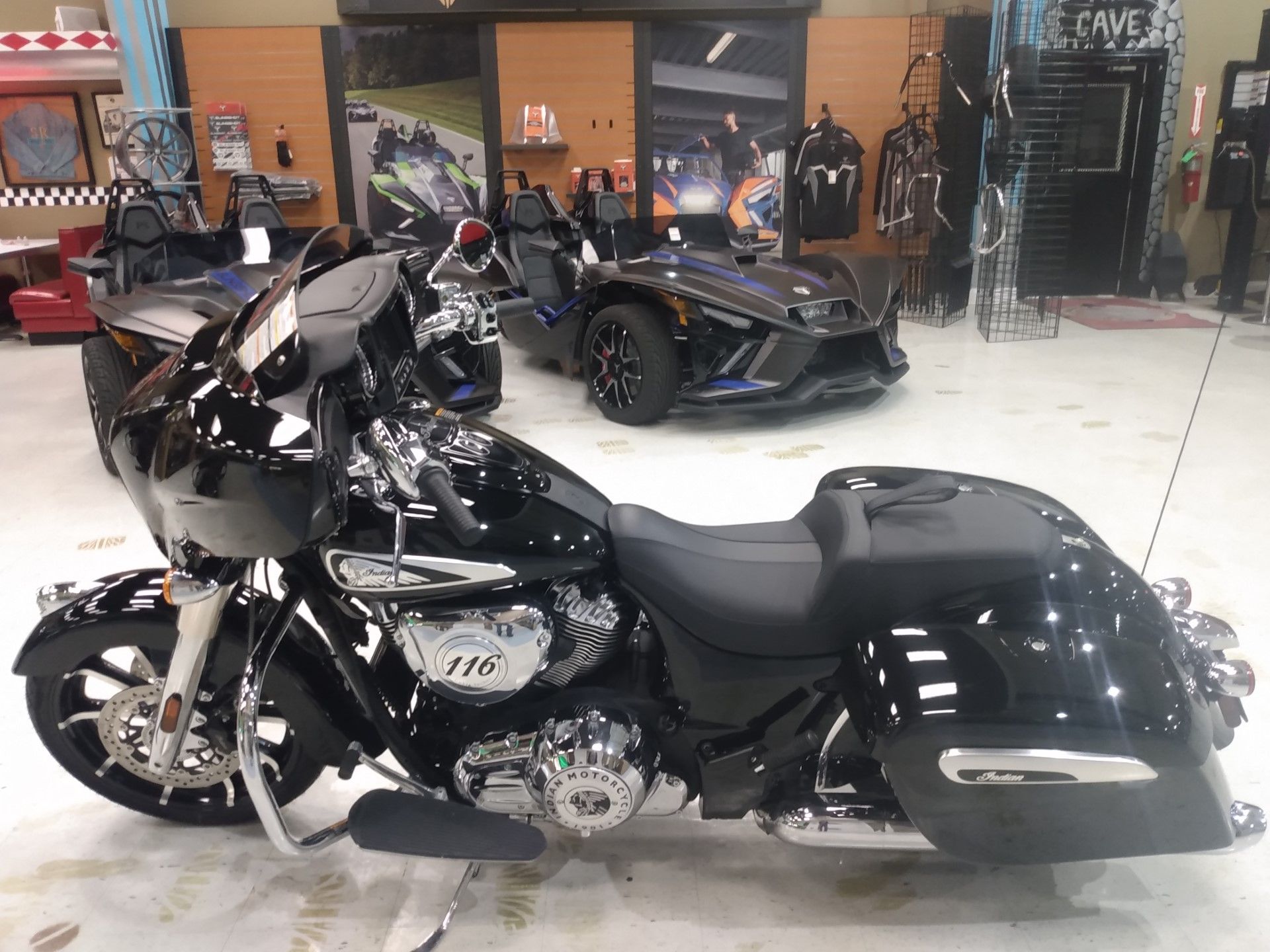 2022 Indian Motorcycle Chieftain® Limited in Saint Rose, Louisiana - Photo 3