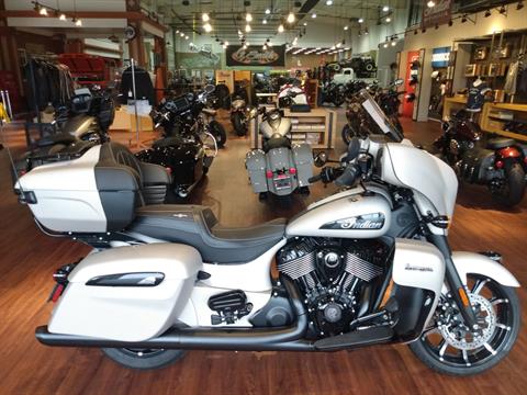 2023 Indian Motorcycle Roadmaster® Dark Horse® in Saint Rose, Louisiana - Photo 2