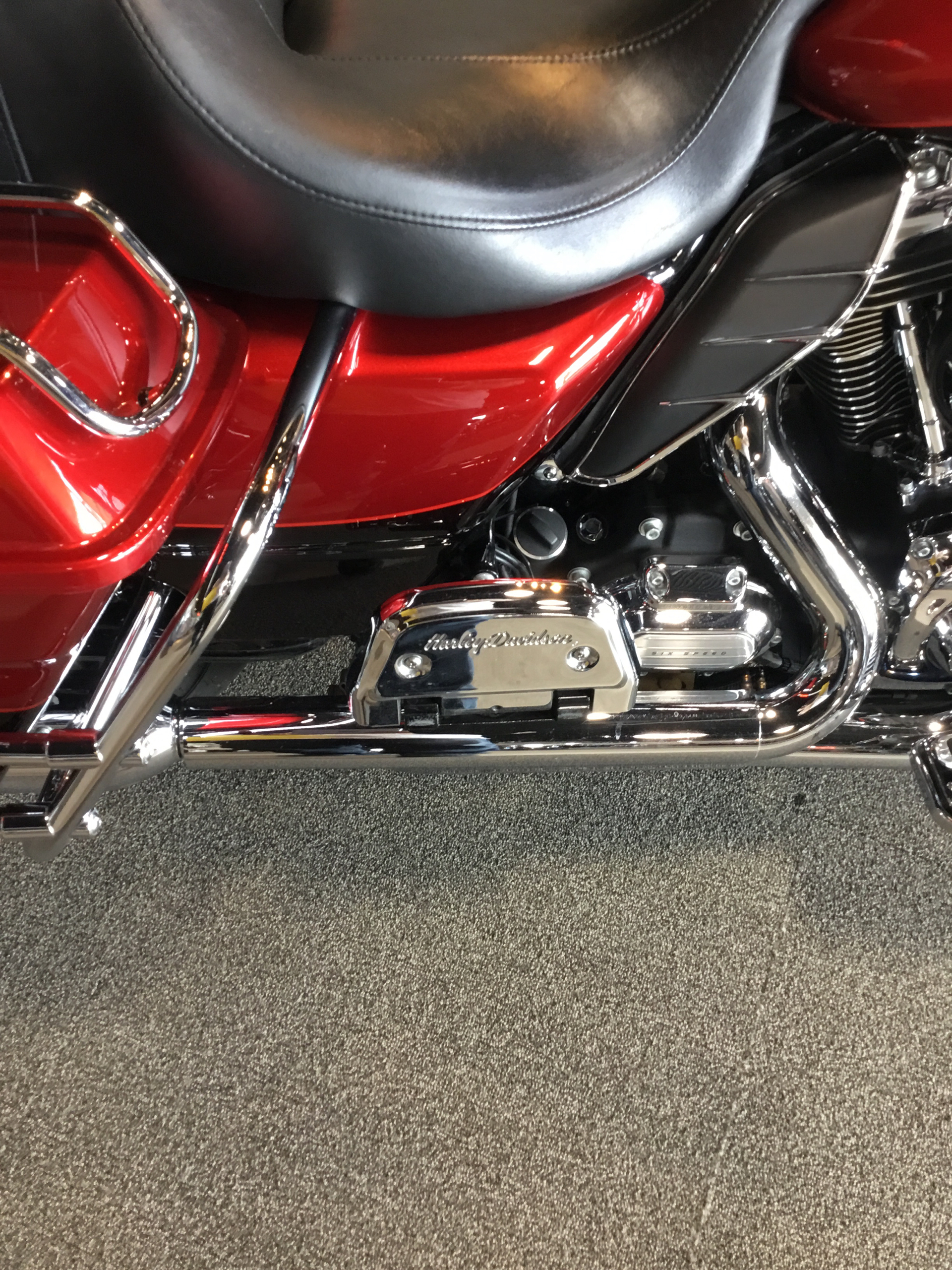 2013 Harley-Davidson Electra Glide® Ultra Limited in Sheboygan, Wisconsin - Photo 6
