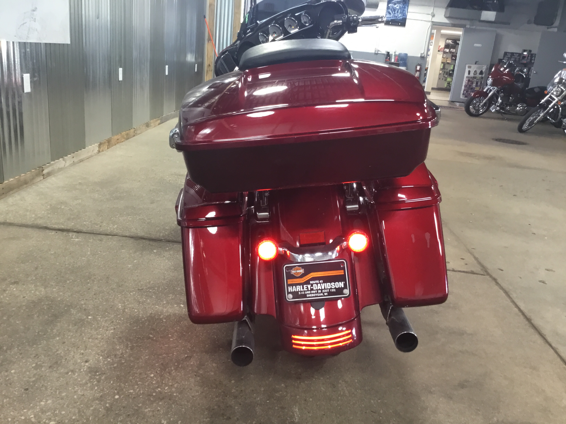 2016 Harley-Davidson Street Glide® Special in Sheboygan, Wisconsin - Photo 3