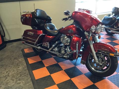 2008 Harley-Davidson Ultra Classic® Electra Glide® in Sheboygan, Wisconsin - Photo 2