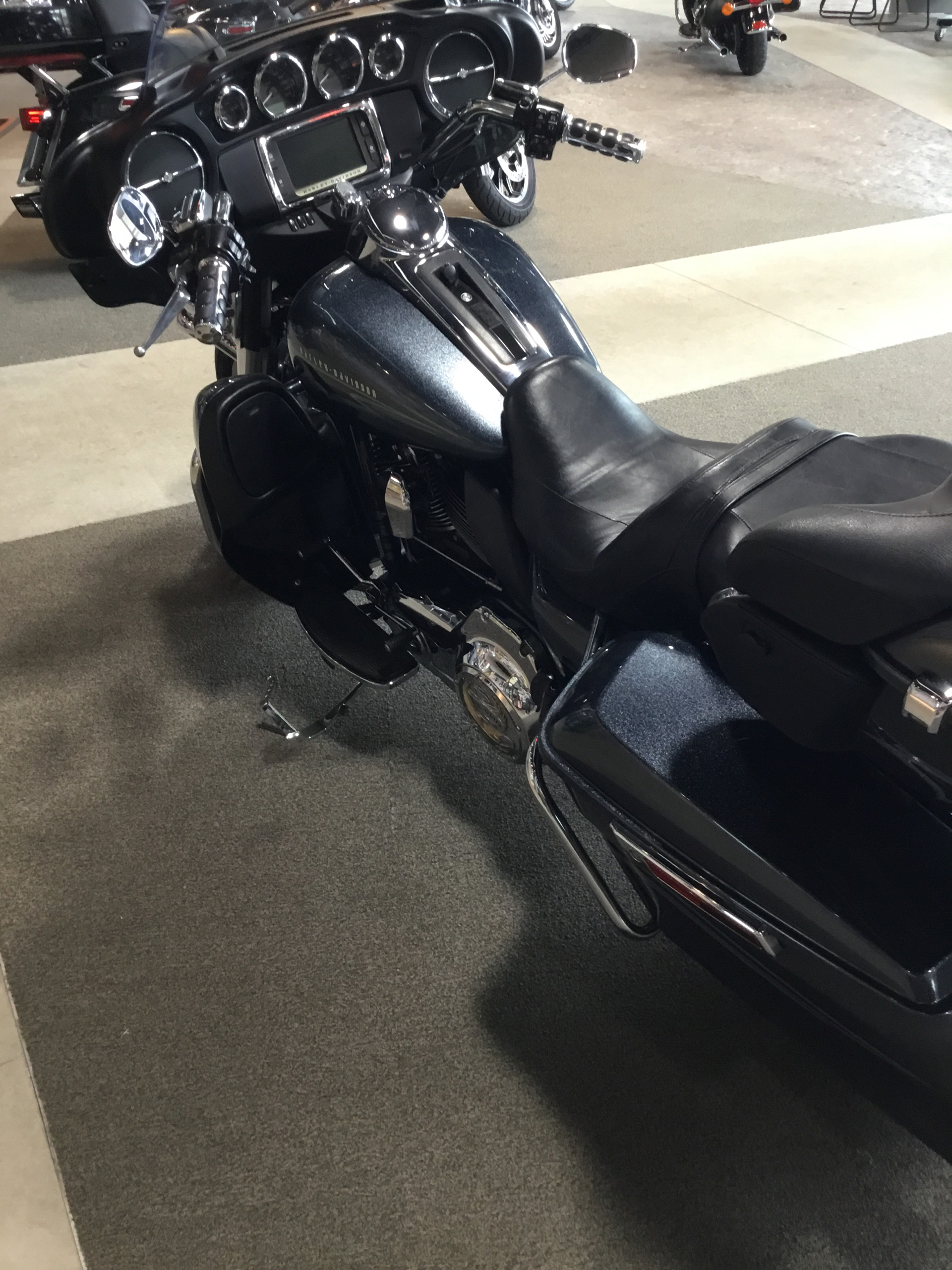 2015 Harley-Davidson Electra Glide® Ultra Classic® Low in Sheboygan, Wisconsin - Photo 19