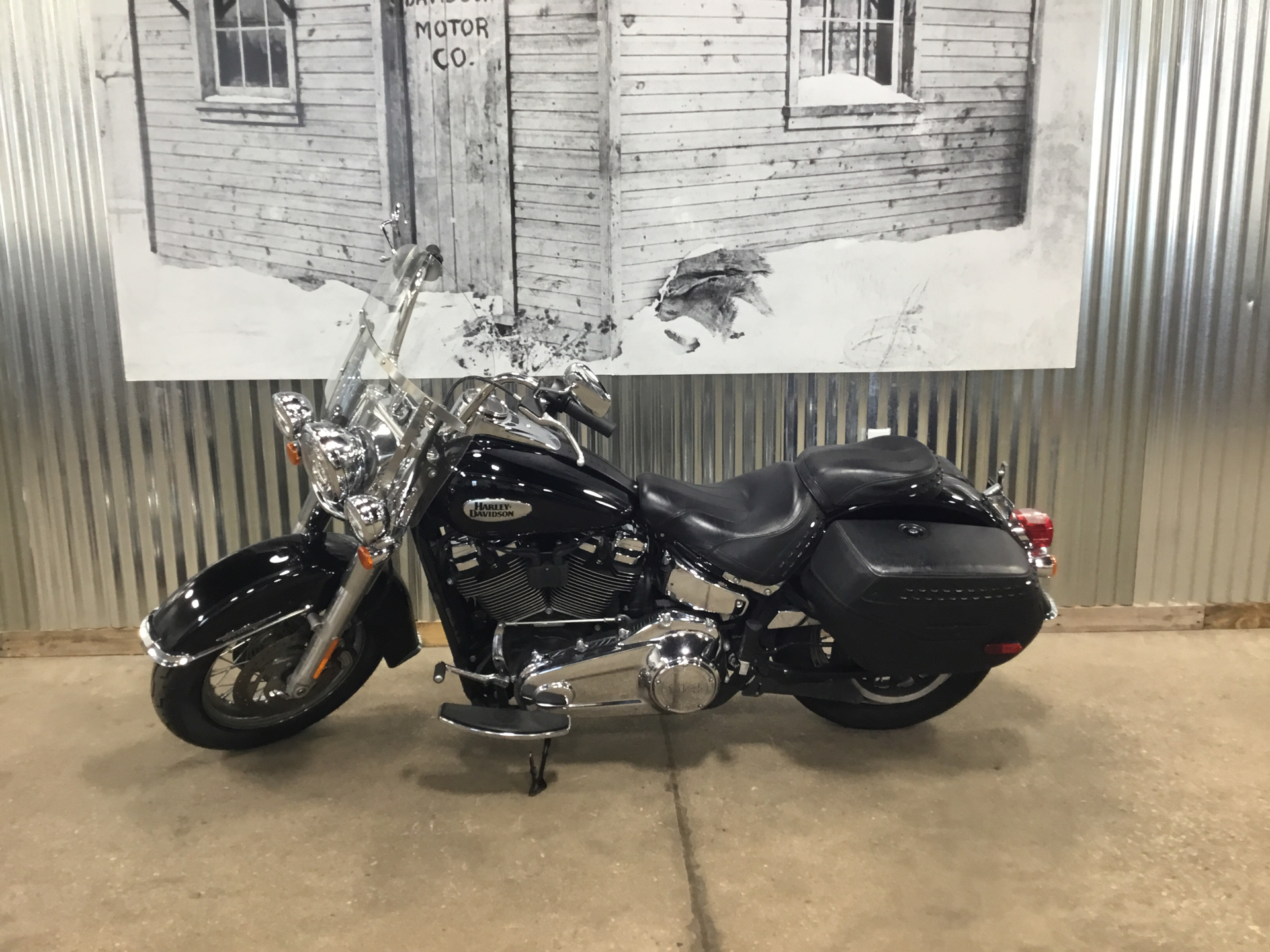 2022 Harley-Davidson Heritage Classic 114 in Sheboygan, Wisconsin - Photo 2