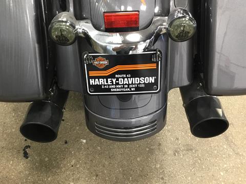 2015 Harley-Davidson Street Glide® Special in Sheboygan, Wisconsin - Photo 12