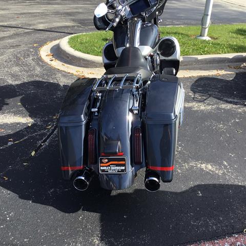 2019 Harley-Davidson CVO™ Street Glide® in Sheboygan, Wisconsin - Photo 7