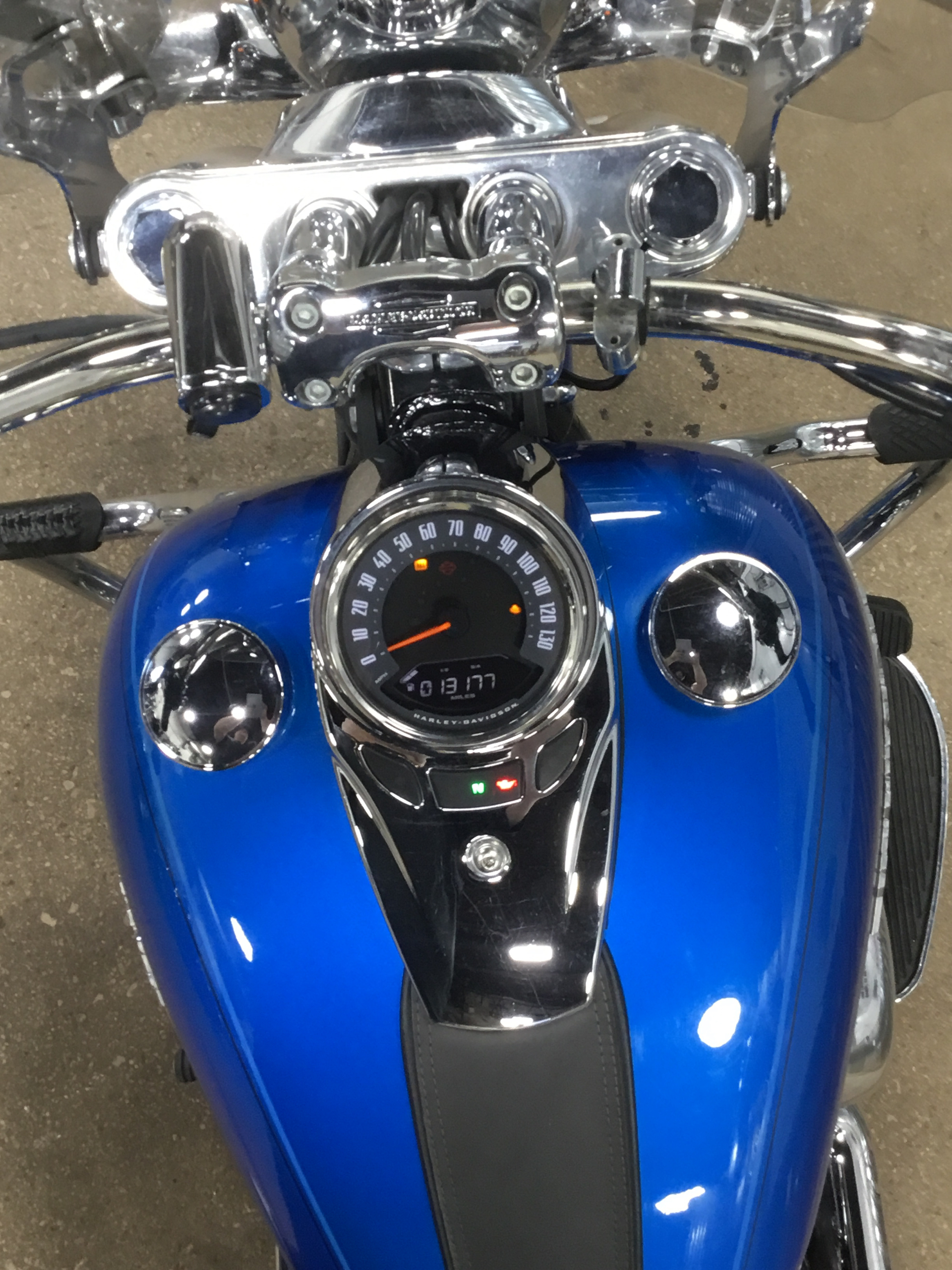 2018 Harley-Davidson Softail® Deluxe 107 in Sheboygan, Wisconsin - Photo 10