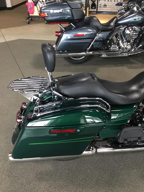 2015 Harley-Davidson Street Glide® Special in Sheboygan, Wisconsin - Photo 9