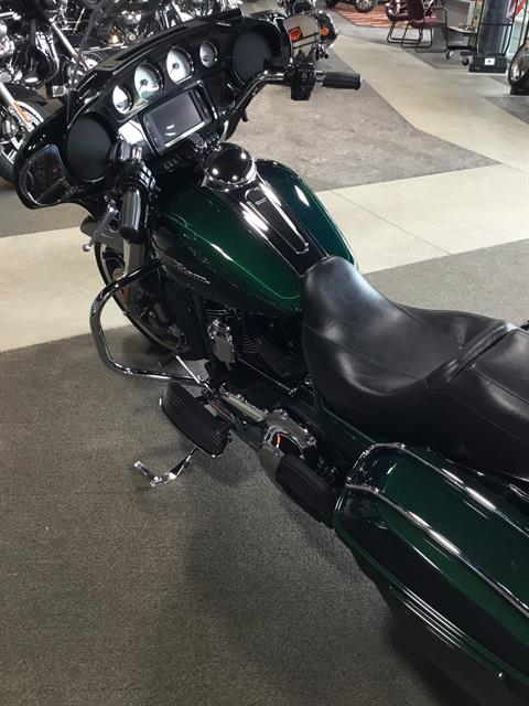2015 Harley-Davidson Street Glide® Special in Sheboygan, Wisconsin - Photo 8