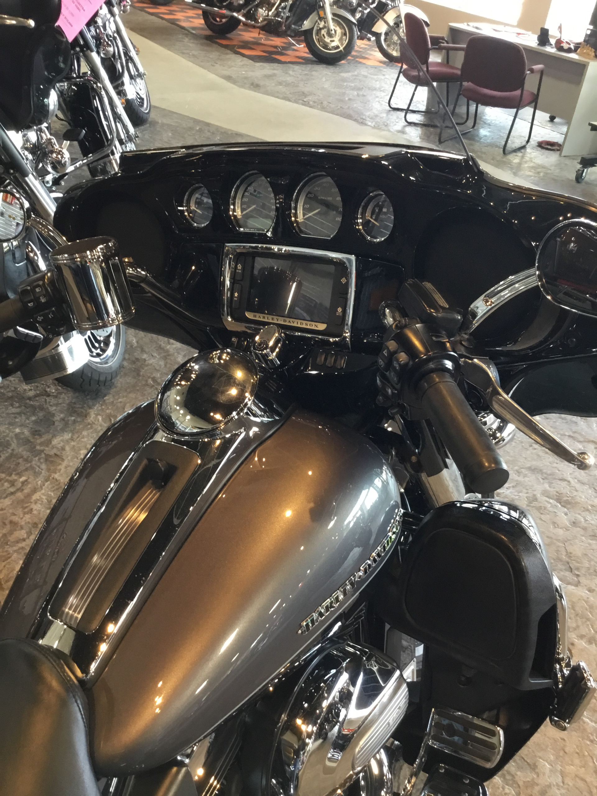 2014 Harley-Davidson Ultra Limited in Sheboygan, Wisconsin - Photo 5