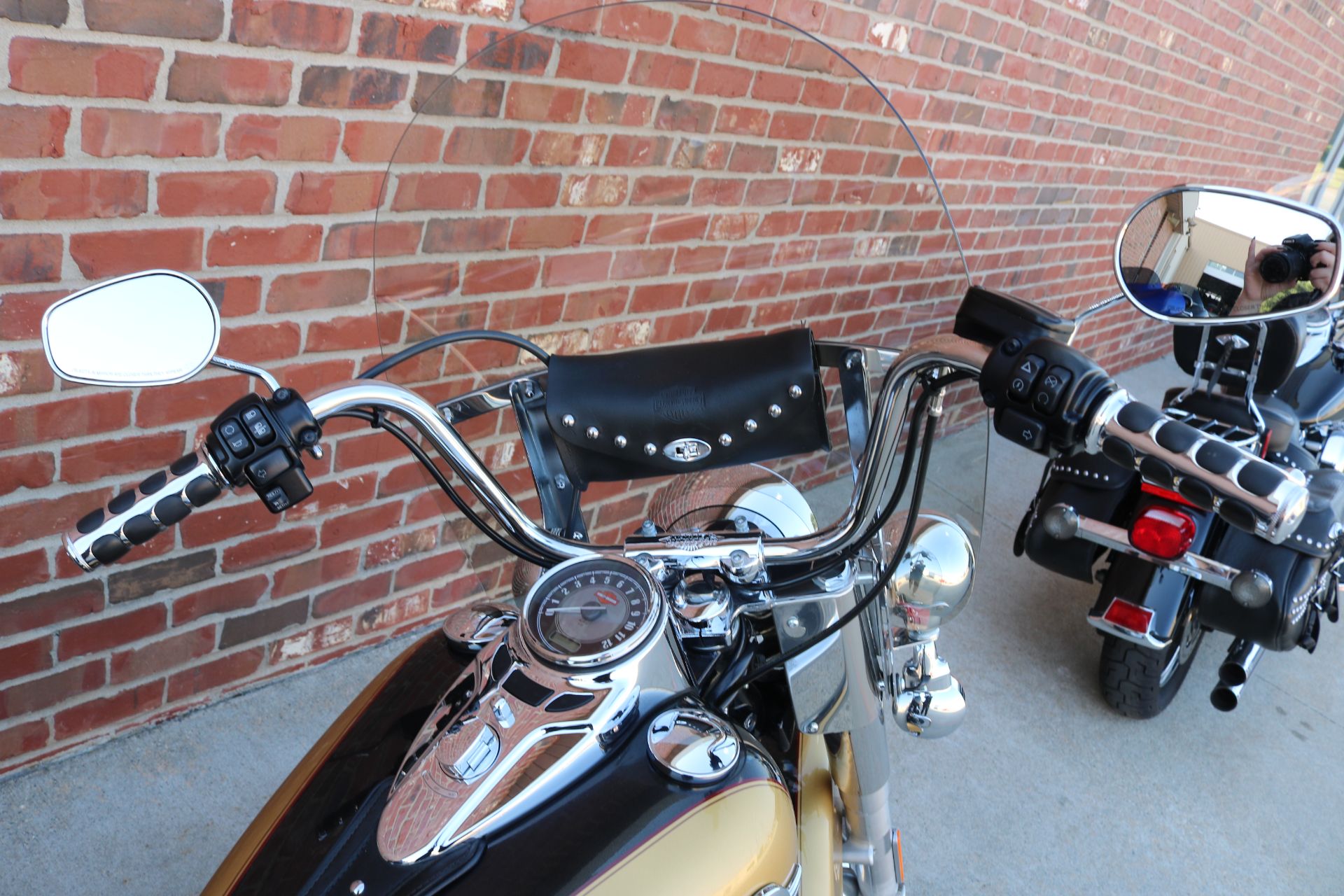 2017 Harley-Davidson Heritage Softail® Classic in Ames, Iowa - Photo 14