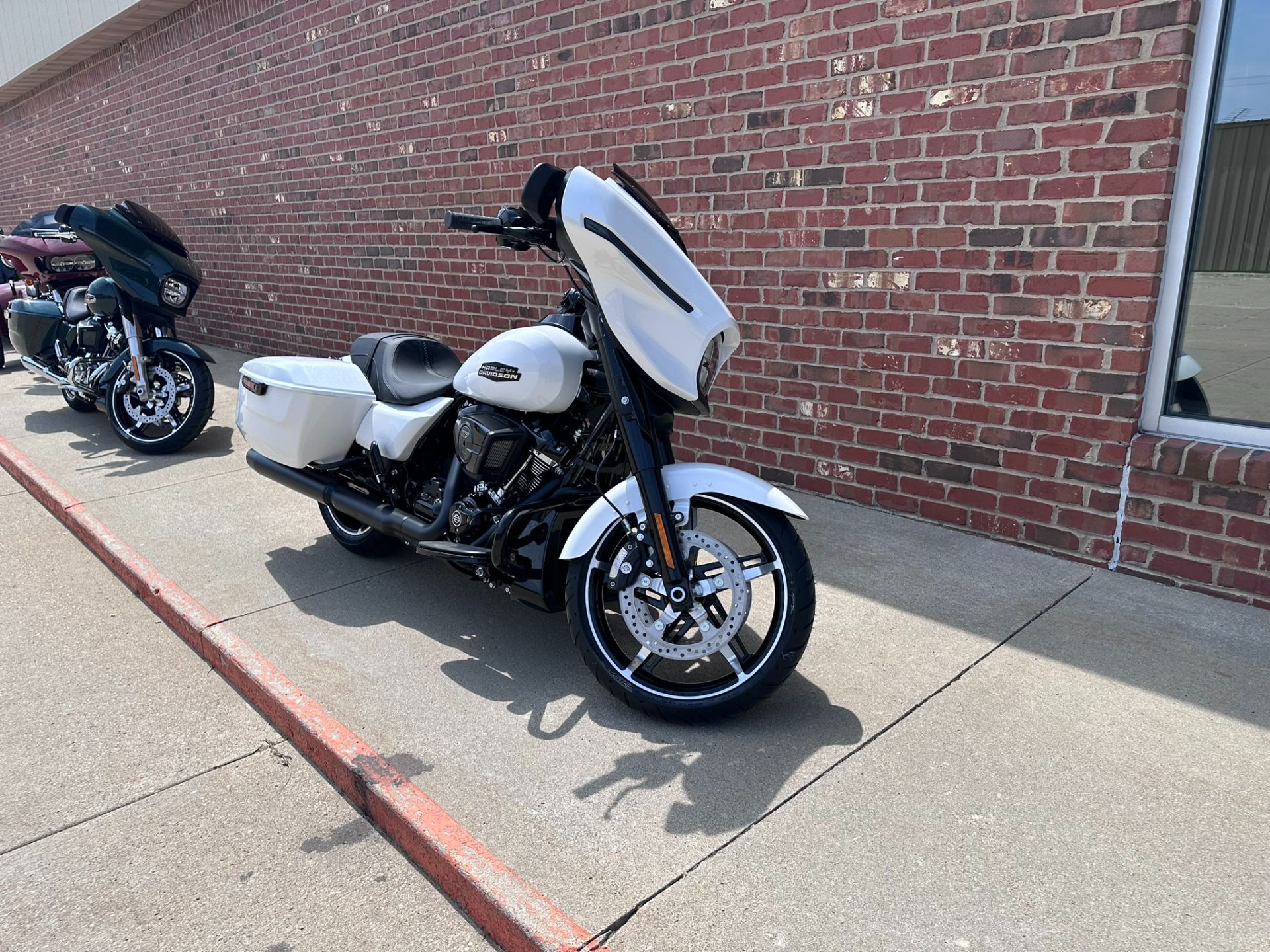 2024 Harley-Davidson Street Glide® in Ames, Iowa - Photo 5