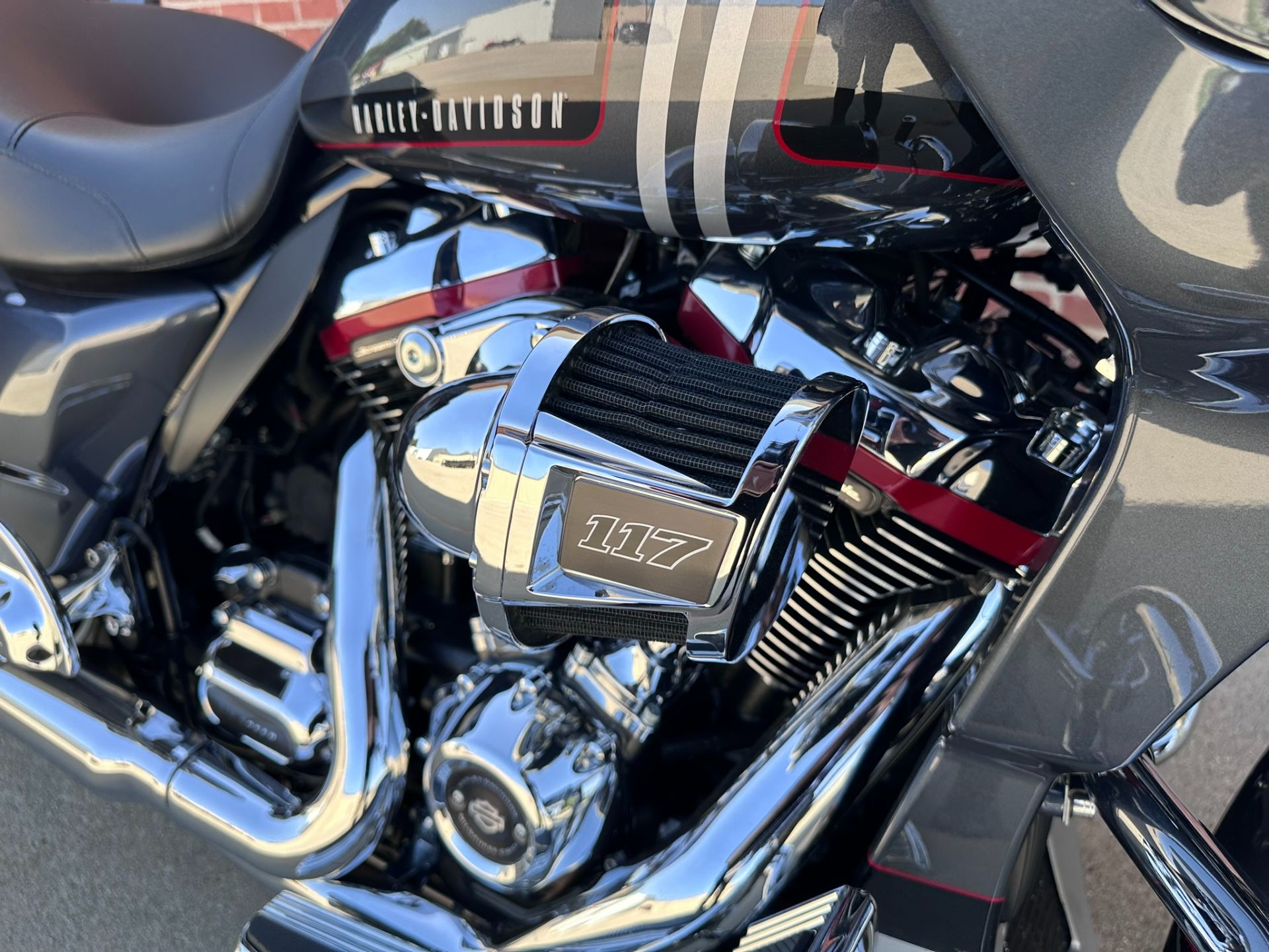 2019 Harley-Davidson CVO™ Road Glide® in Ames, Iowa - Photo 15