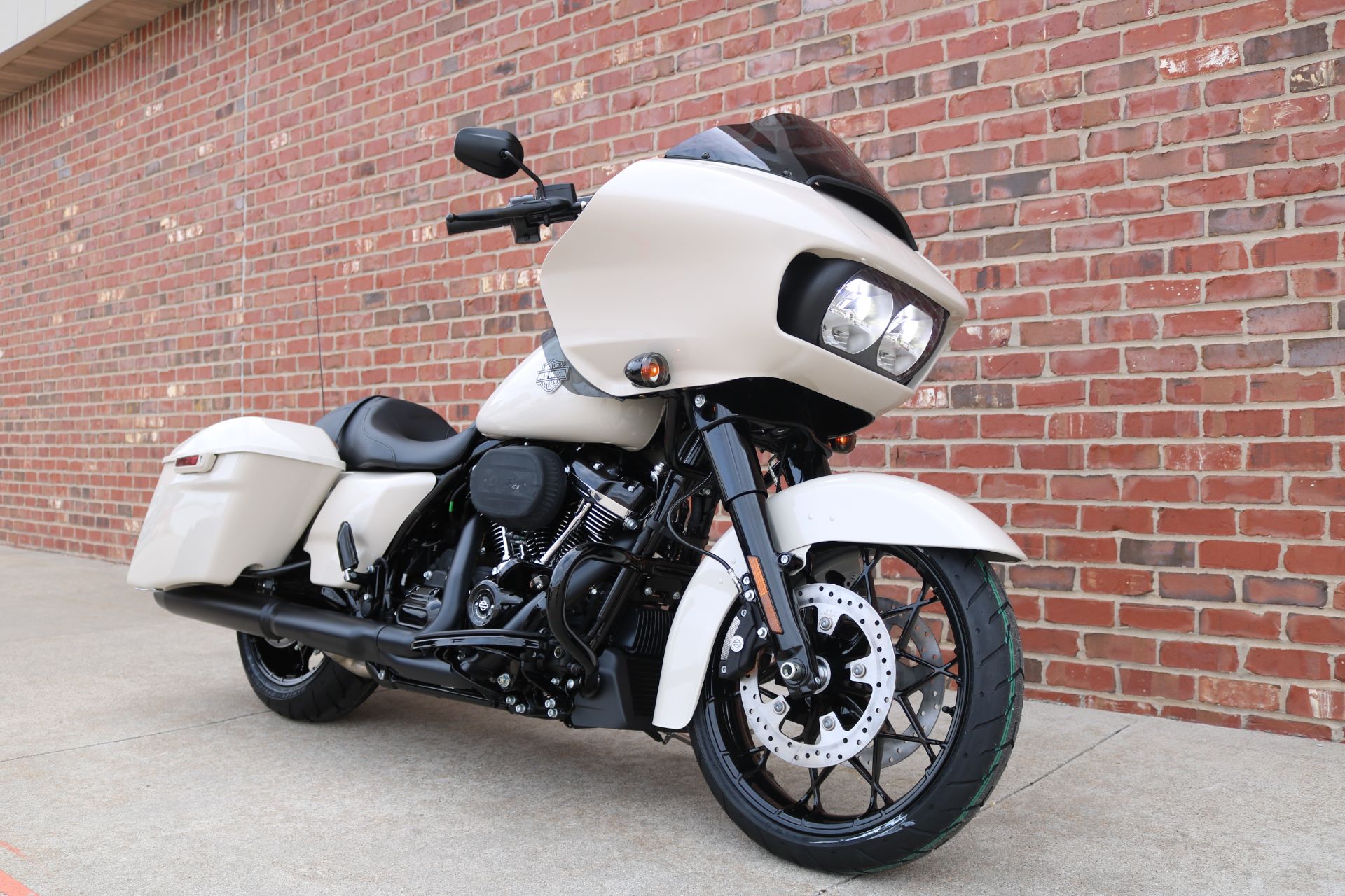 2022 Harley-Davidson Road Glide® Special in Ames, Iowa - Photo 3