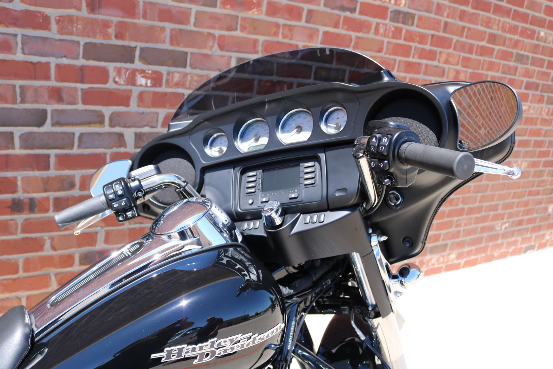 2020 Harley-Davidson Street Glide® in Ames, Iowa - Photo 5