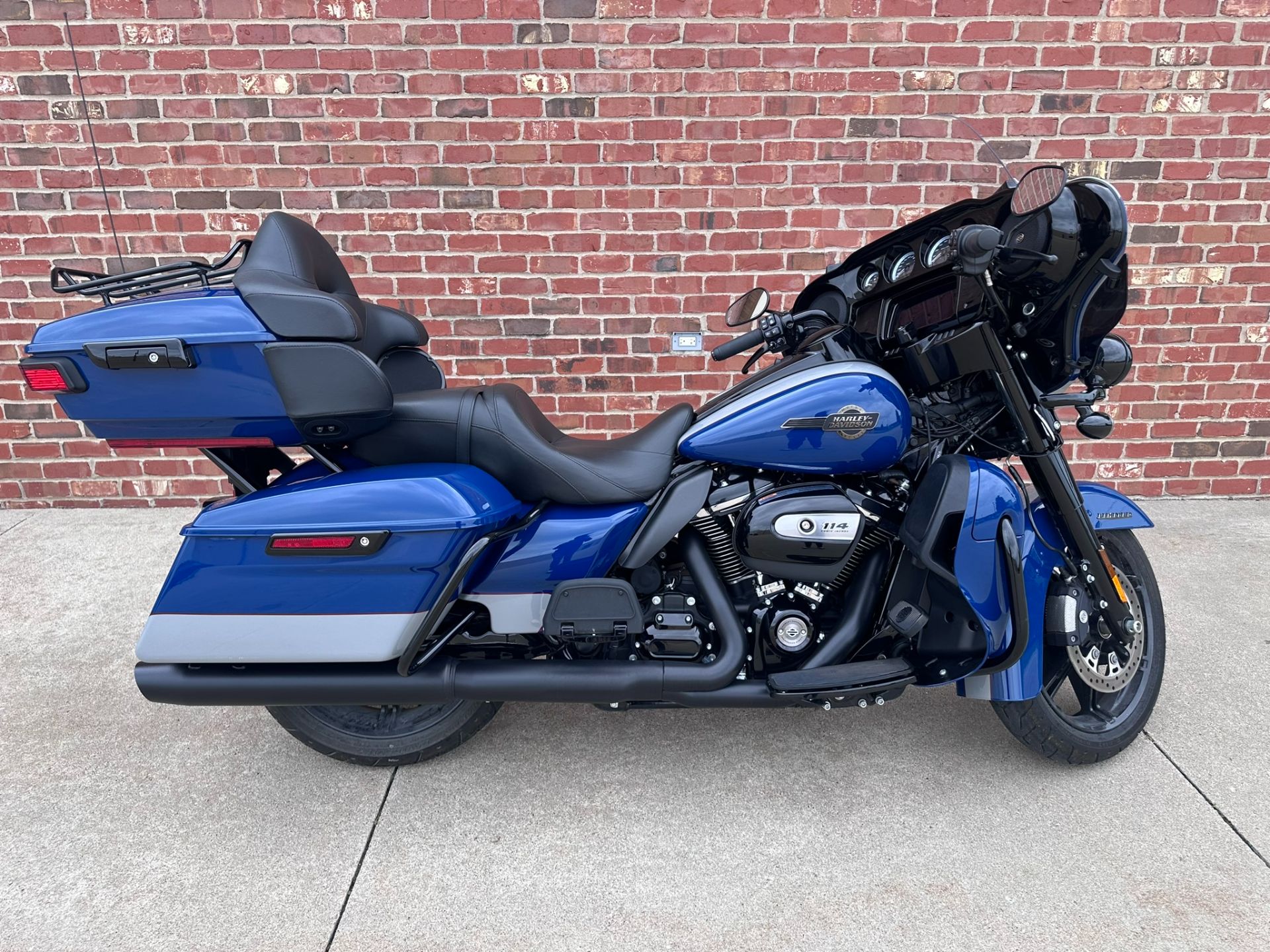 2023 Harley-Davidson Ultra Limited in Ames, Iowa - Photo 1