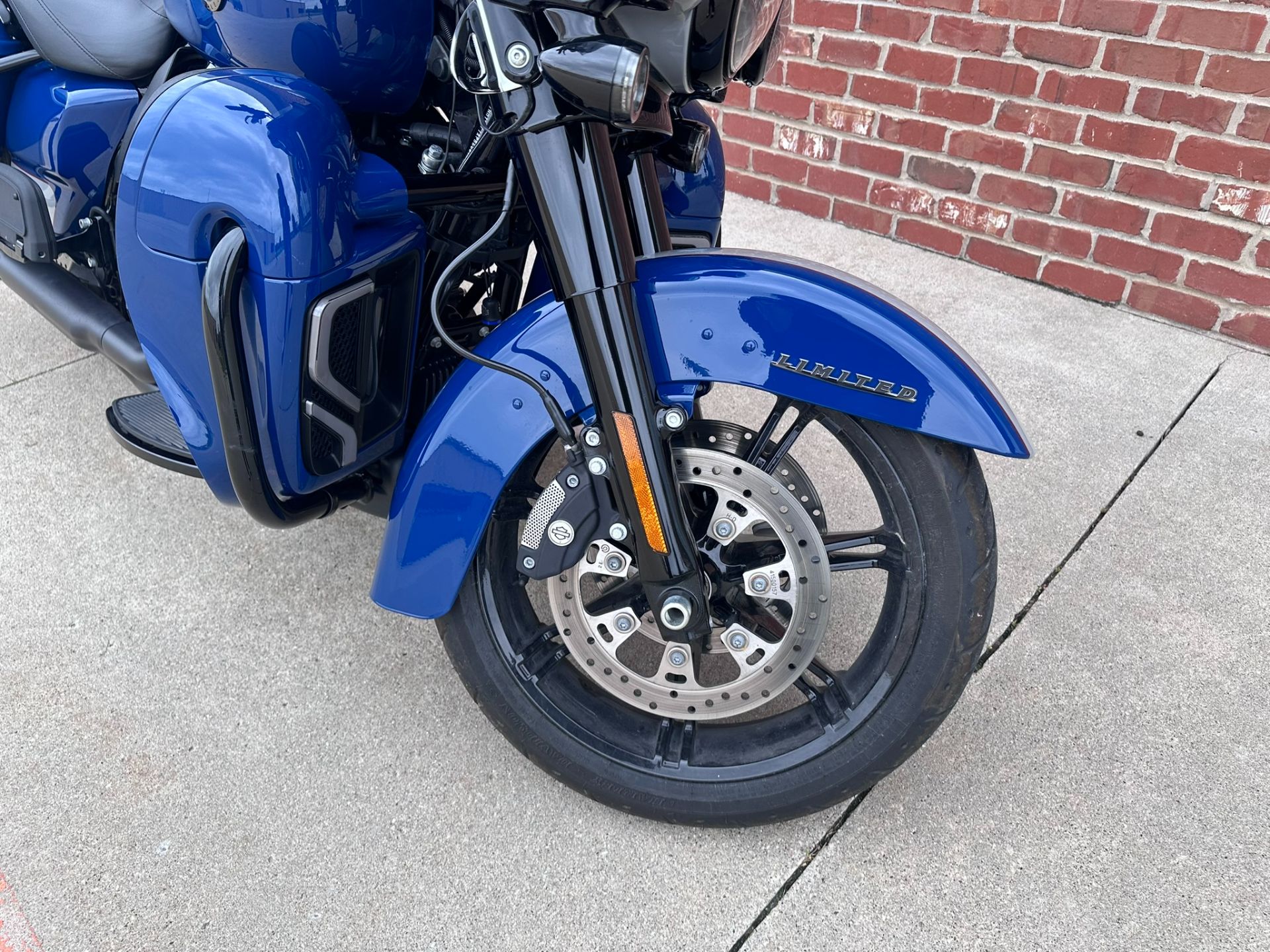 2023 Harley-Davidson Ultra Limited in Ames, Iowa - Photo 8