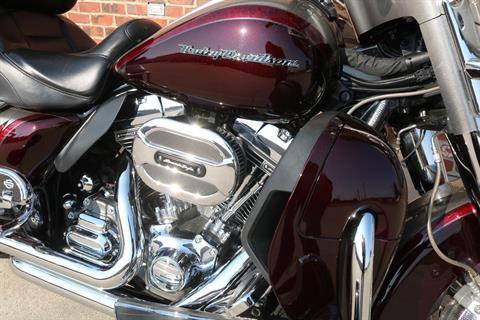 2015 Harley-Davidson CVO™ Limited in Ames, Iowa - Photo 14