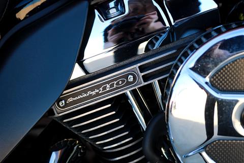 2015 Harley-Davidson CVO™ Road Glide® Ultra in Ames, Iowa - Photo 9