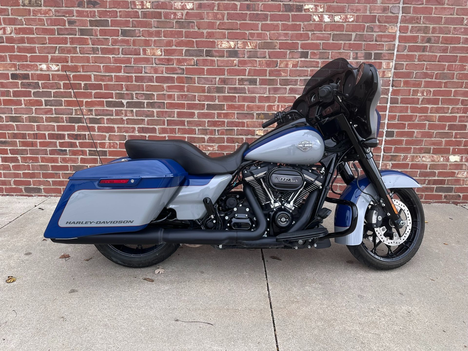 2023 Harley-Davidson Street Glide® Special in Ames, Iowa - Photo 1