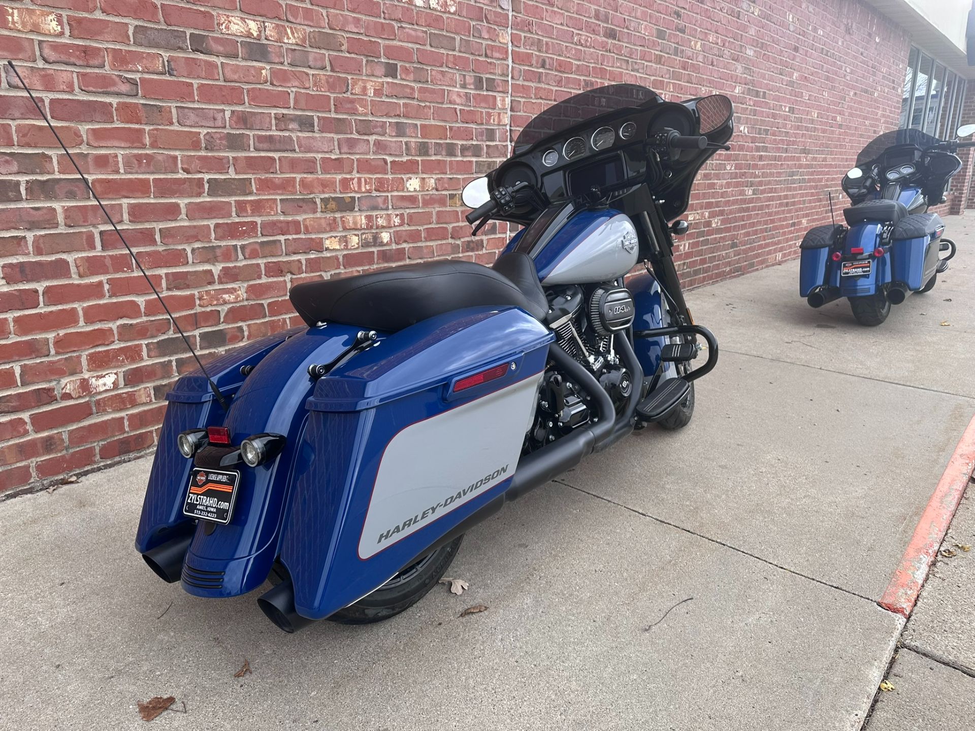 2023 Harley-Davidson Street Glide® Special in Ames, Iowa - Photo 3