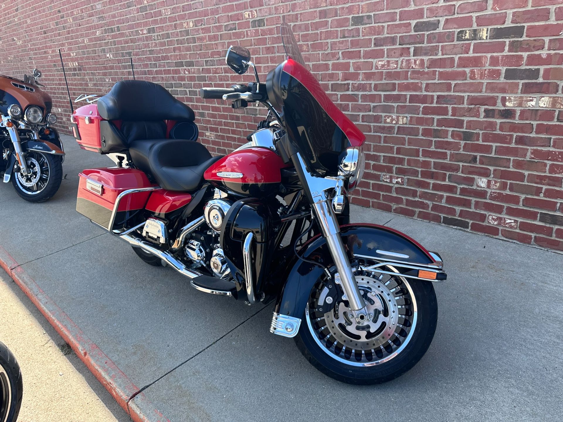 2010 Harley-Davidson Electra Glide® Ultra Limited in Ames, Iowa - Photo 5