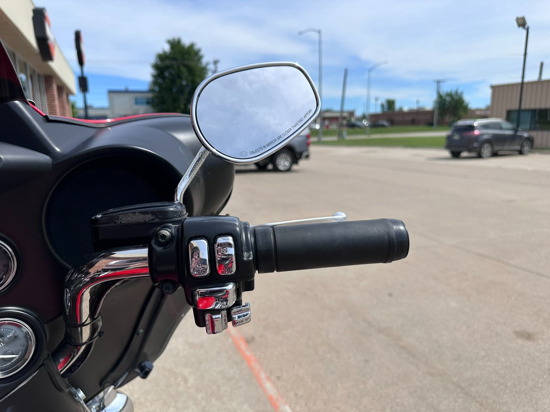 2010 Harley-Davidson Electra Glide® Ultra Limited in Ames, Iowa - Photo 11