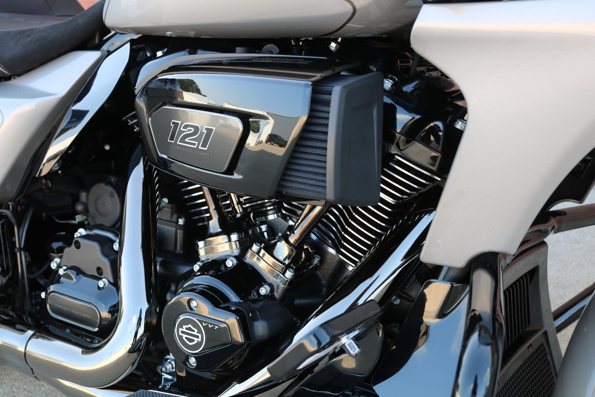 2023 Harley-Davidson CVO™ Road Glide® in Ames, Iowa - Photo 18