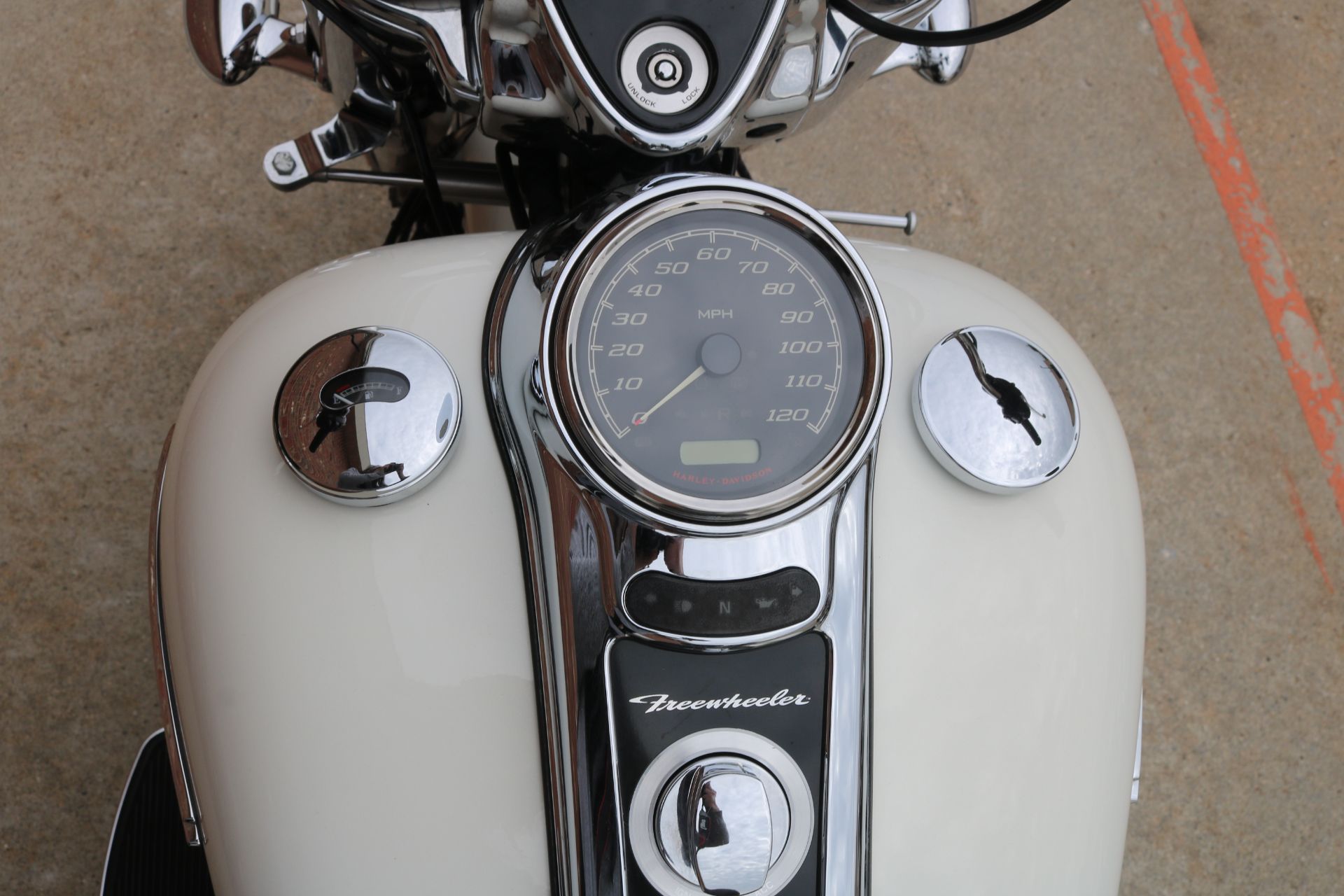 2019 Harley-Davidson Freewheeler® in Ames, Iowa - Photo 12