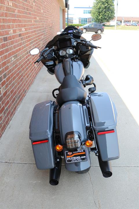 2022 Harley-Davidson Road Glide® ST in Ames, Iowa - Photo 10