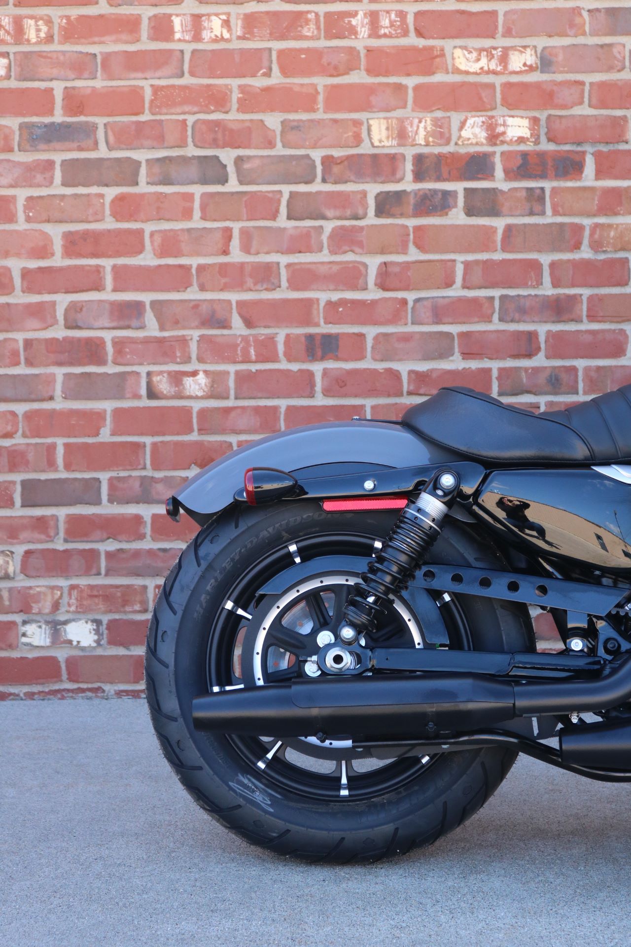 2022 Harley-Davidson Iron 883™ in Ames, Iowa - Photo 10