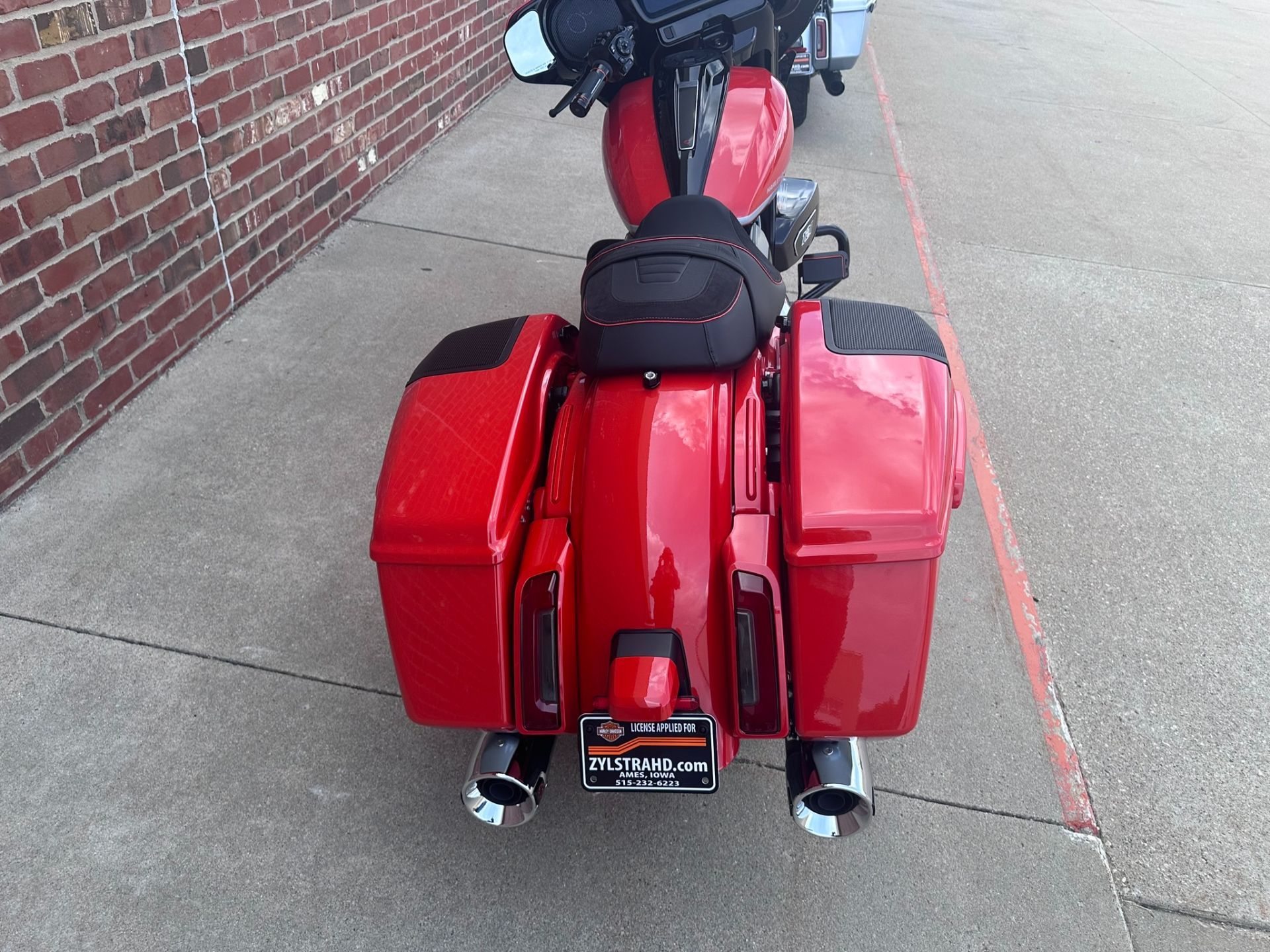 2024 Harley-Davidson CVO™ Street Glide® in Ames, Iowa - Photo 18